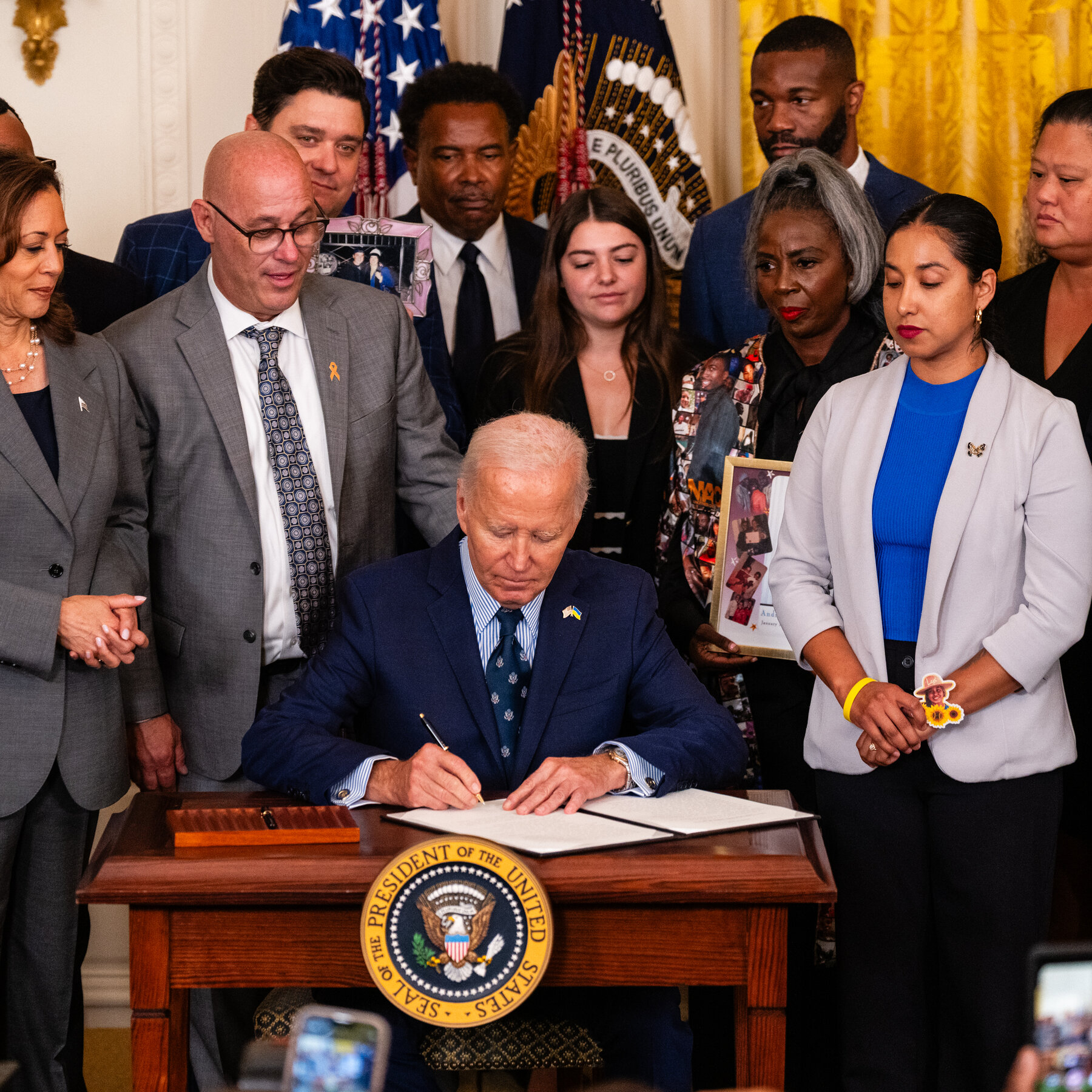  Biden, Eyeing His Legacy, Signs Executive Orders on Gun Safety 