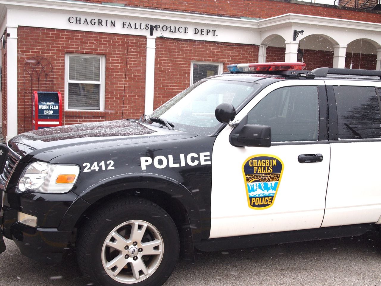  Woman falls into flower box in front of coffee shop: Chagrin Falls Police Blotter 