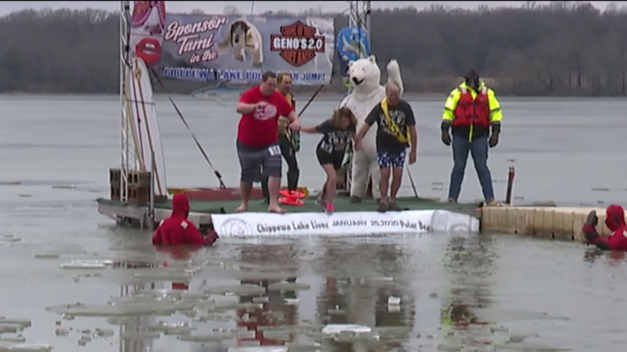  Polar plunge into Chippewa Lake raises money for local charities 