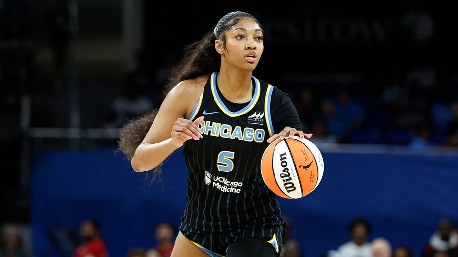  WNBA media members deny voting for Angel Reese over Caitlin Clark for Rookie of The Year amid outlier vote 