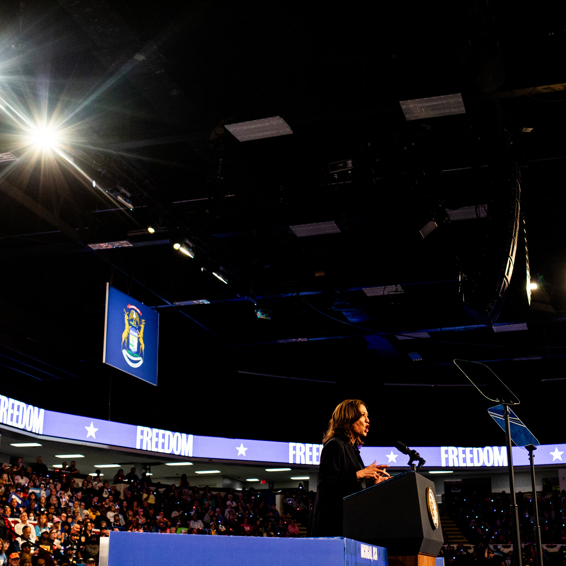  Kamala Harris Meets With Arab and Muslim Leaders in Michigan 