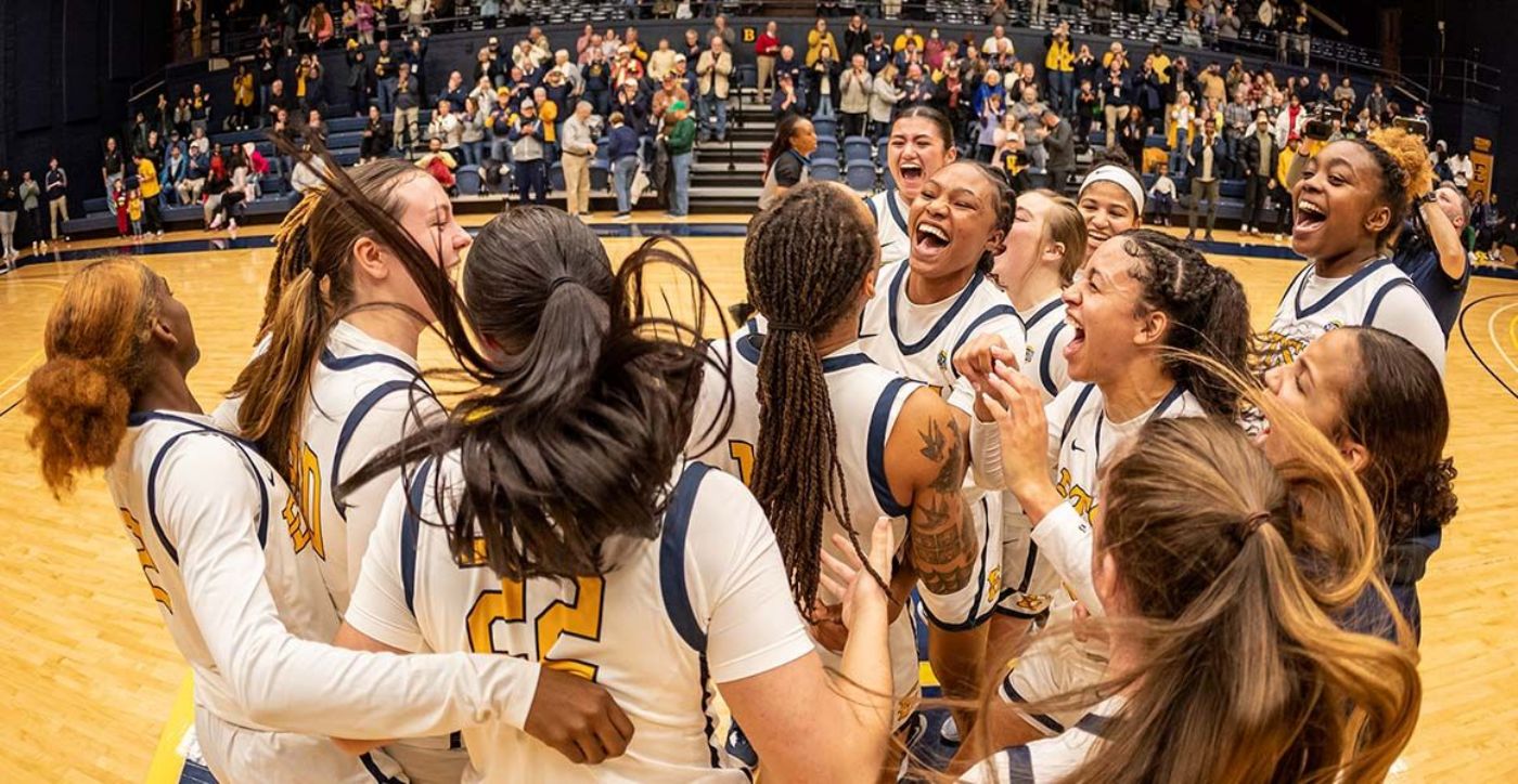   
																Bucs stun Vanderbilt with women’s basketball victory 
															 