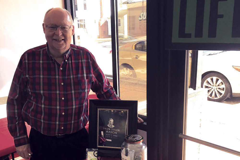  A pizzeria owner receives the “gift of a lifetime”—and keeps paying it forward 