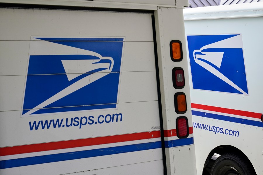  USPS hosts Indiana job fairs as holiday season approaches 