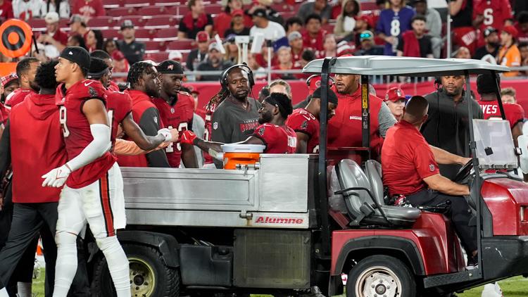  Bucs' Chris Godwin to have surgery, likely out for season. Fellow WR Mike Evans to miss 3 games 