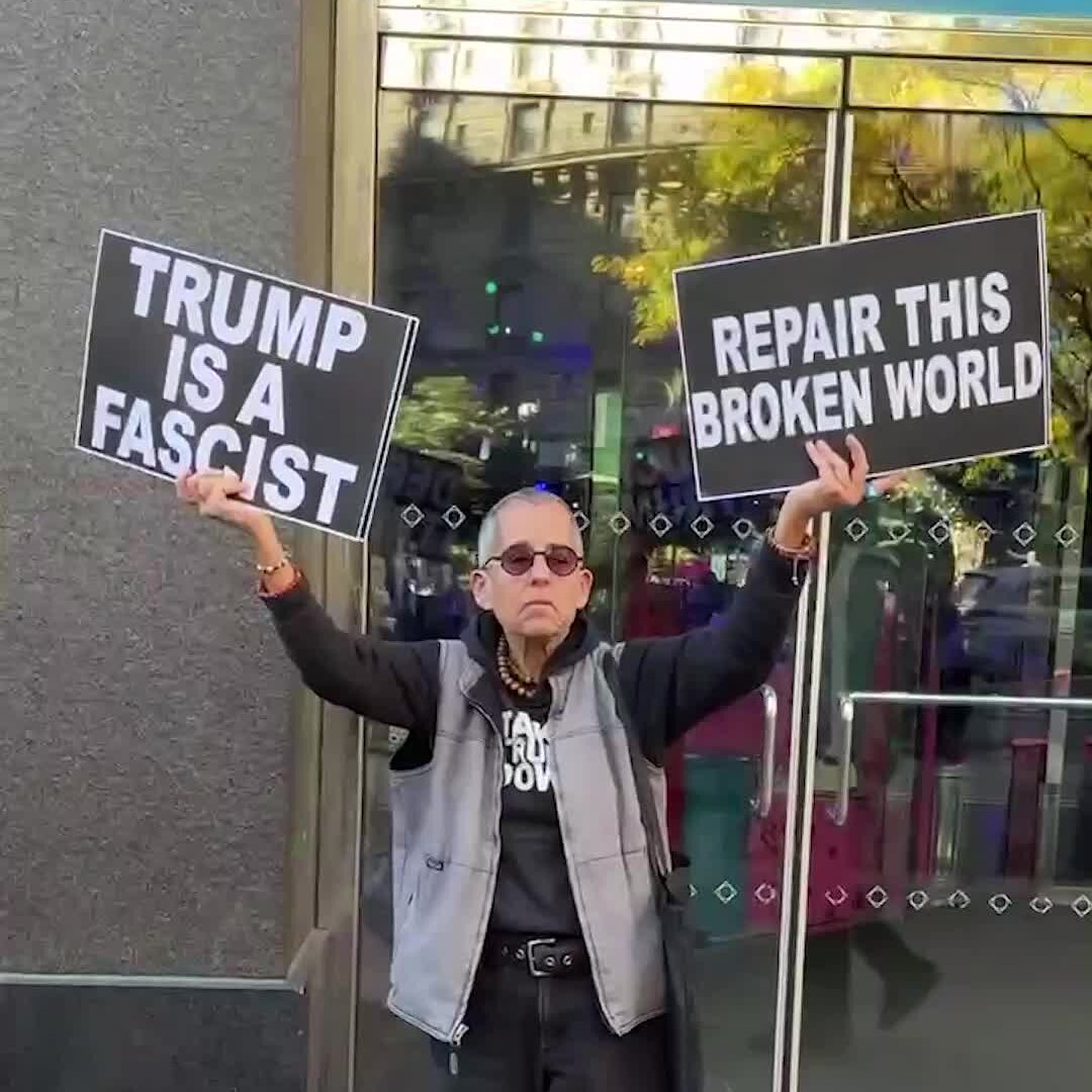  Trump Supporters Line Up Early to Fill Madison Square Garden 