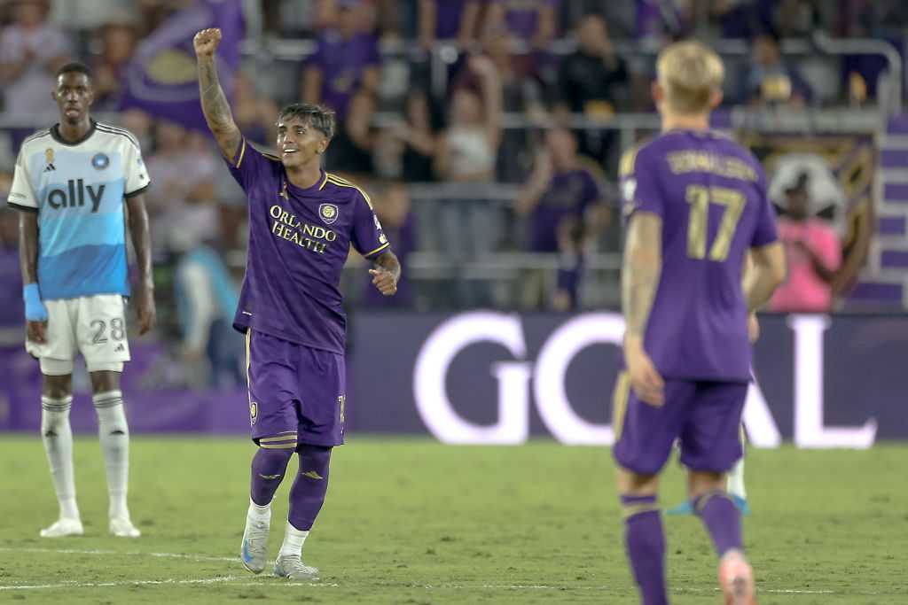  Orlando City defeats Charlotte FC in Game 1 of MLS Playoff series  