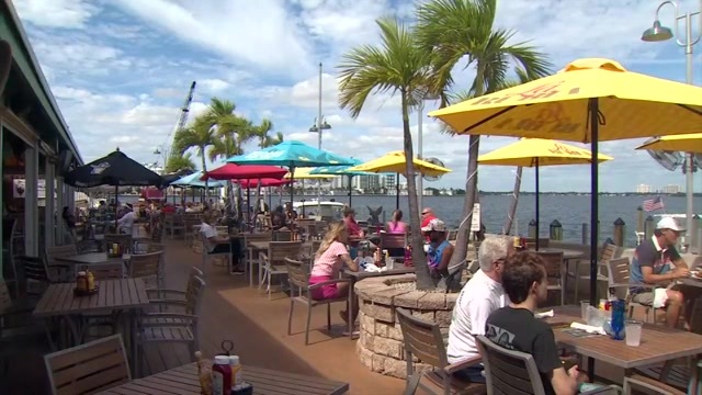  Popular waterfront restaurant Shuckers closes after 27 years in North Bay Village 