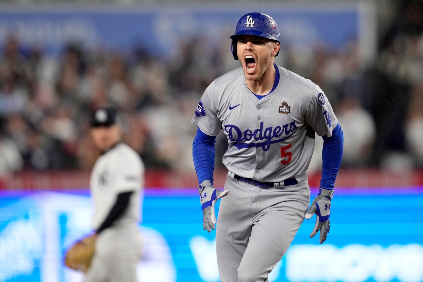  Dodgers’ Freddie Freeman homers again in Game 4 to set pair of World Series records 