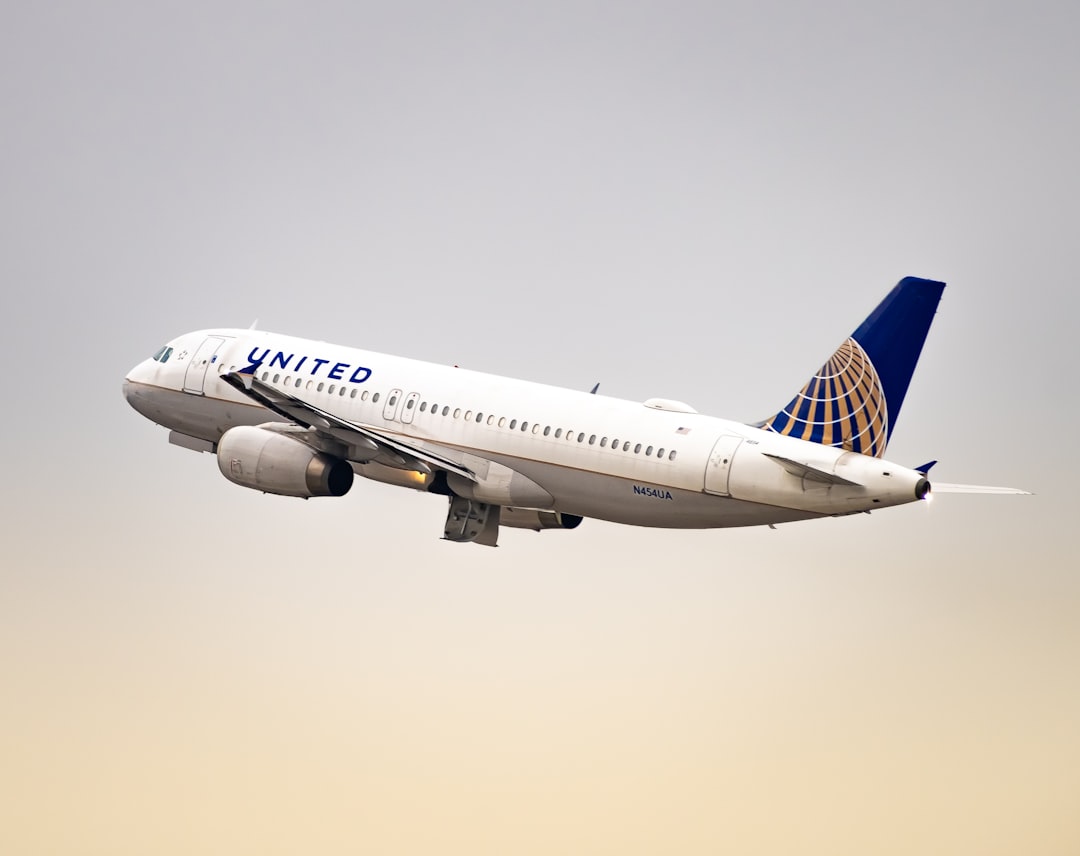  FBI Investigating Unprovoked, Violent Assault on Sleeping Man Onboard United Flight Out of SFO 