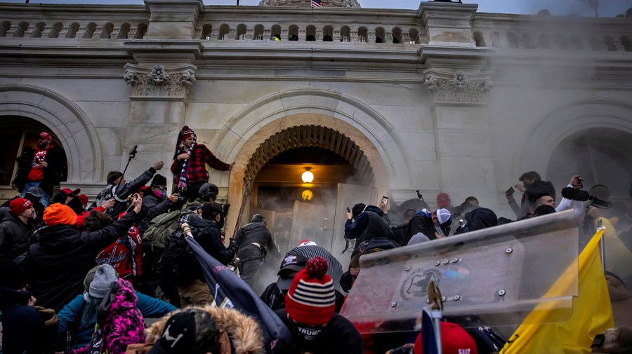  Brownsburg man pleads guilty to assaulting police during Jan. 6 U.S. Capitol riot 