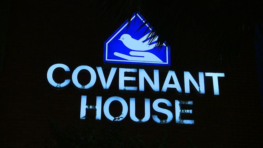  Covenant House hosts candle vigil to signal beginning of Homeless Youth Awareness Month 