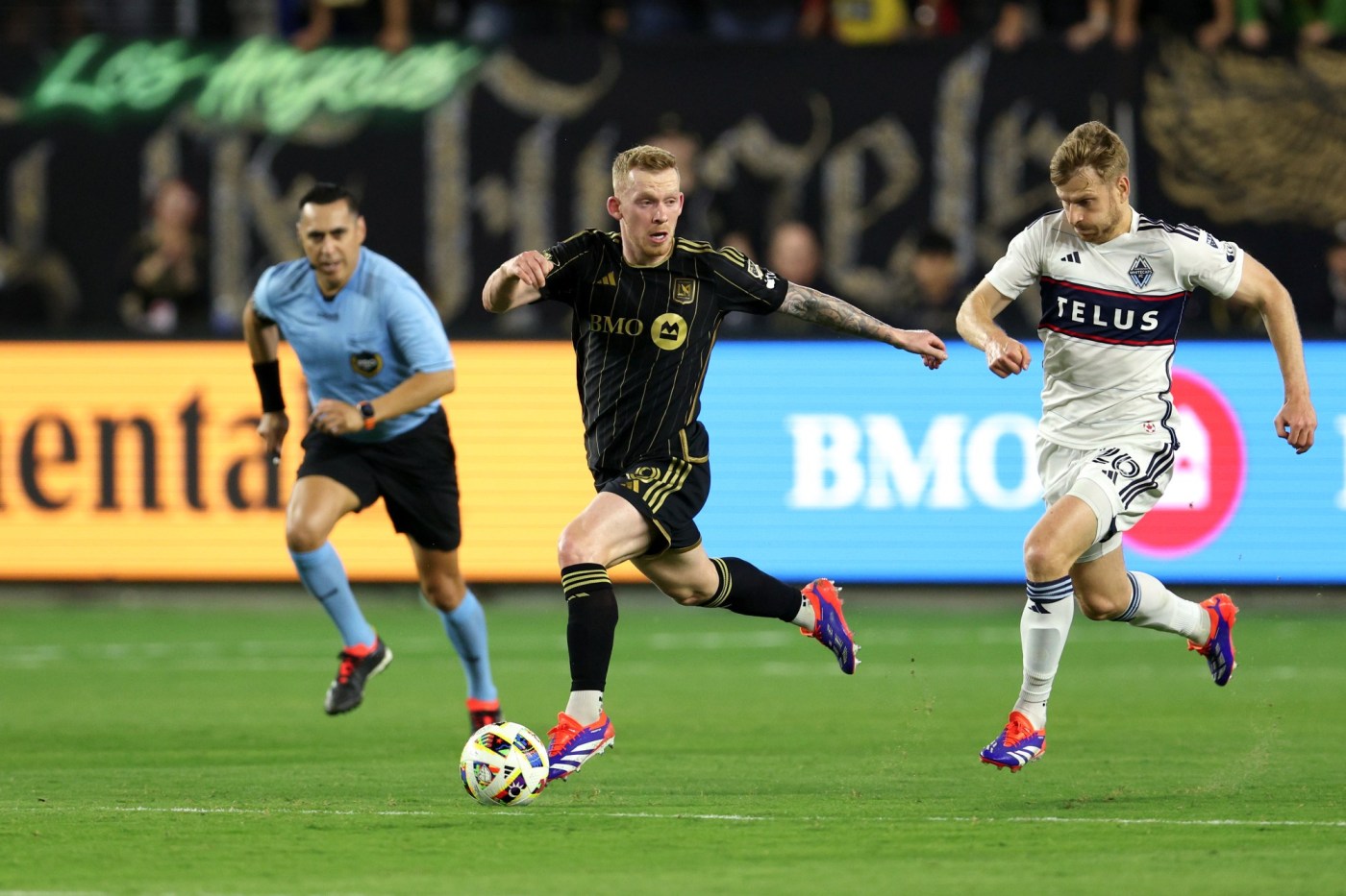  LAFC looks to sweep whitecaps in MLS Cup playoffs 