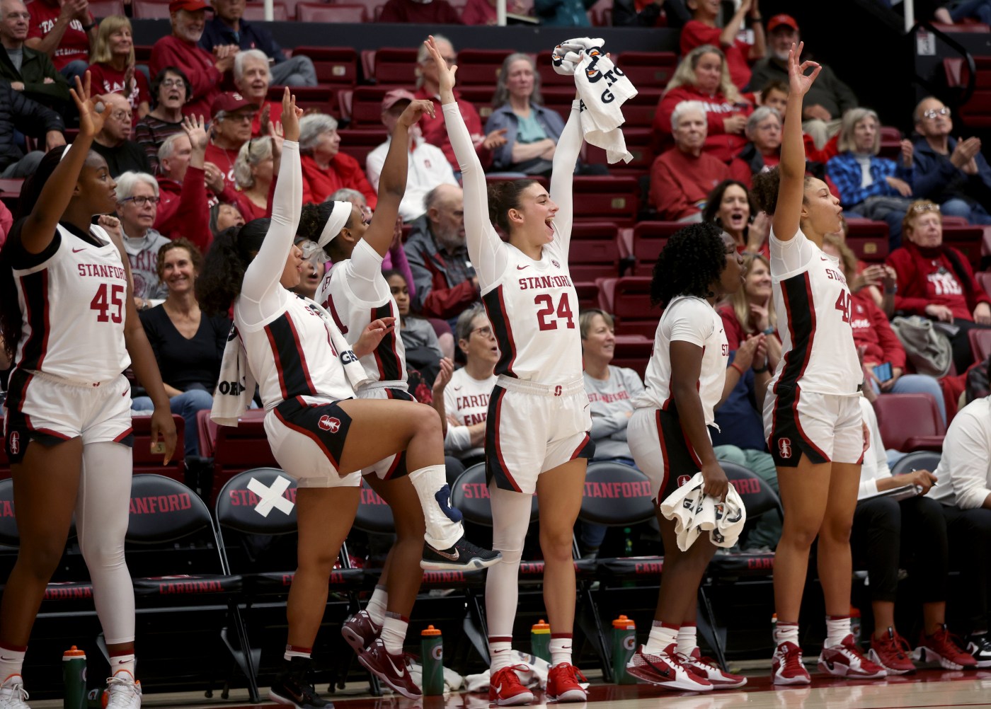  Stanford’s blowout win headlines first day of Bay Area college basketball 