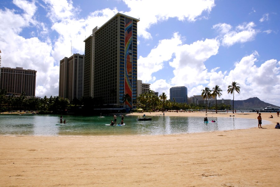  Hilton Hawaiian workers ratify new contract, strike comes to an end after 40 days 