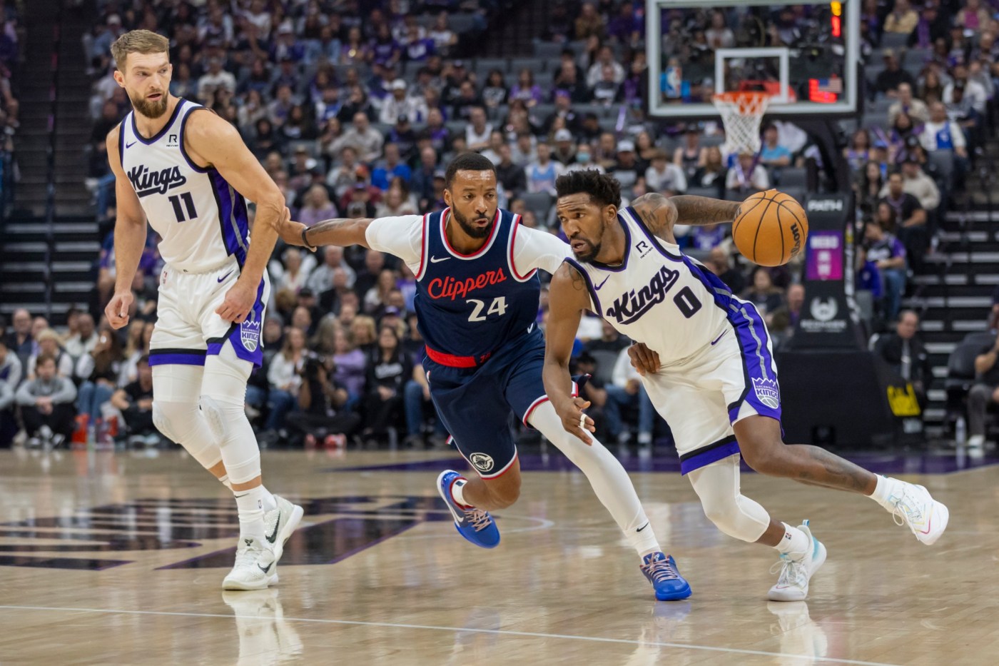  Norman Powell’s first career double-double leads Clippers past Kings 