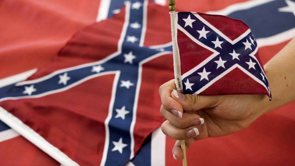  Ohio high school football team claims they were subjected to racist chants, Confederate flags in game 