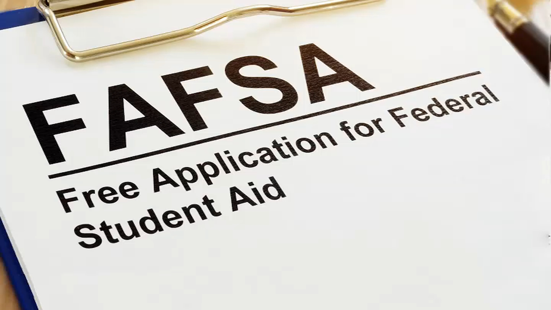  Bipartisan frustrations mount over FAFSA chaos as students wait on financial aid offers 