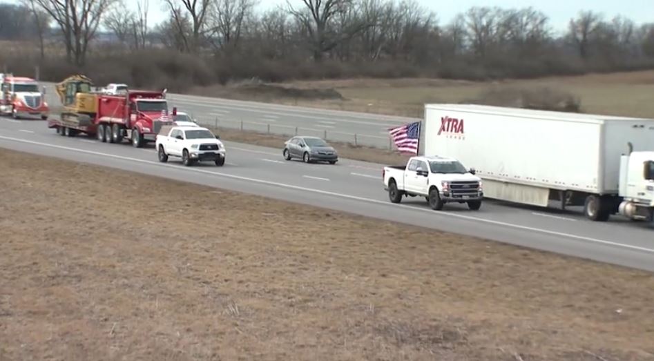  Watch: ‘People’s Convoy’ makes way through Ohio 