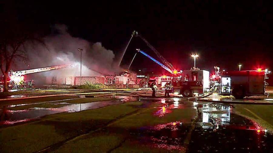  Crews respond to fire at abandoned Indy Golden Corral 