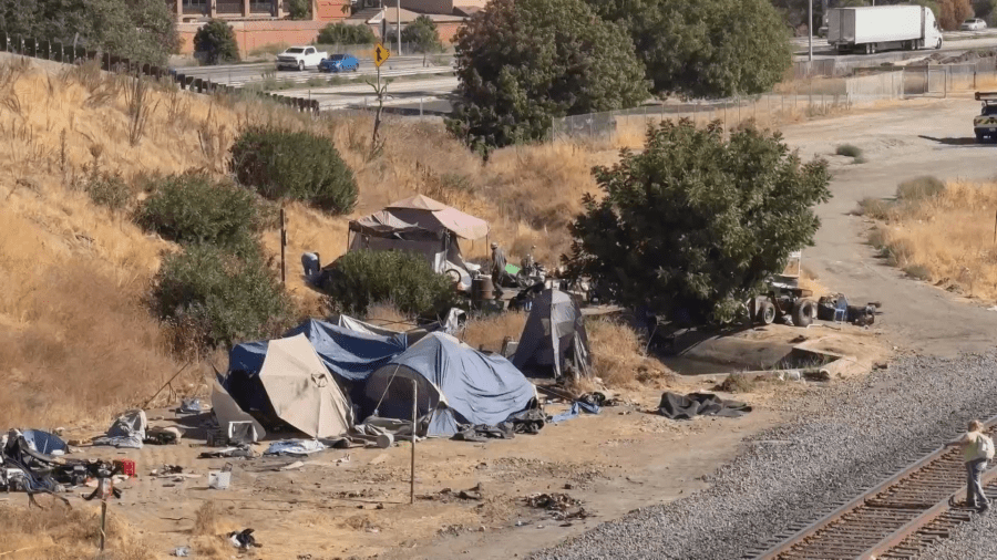  Merced City Council passes illegal camping ordinance 