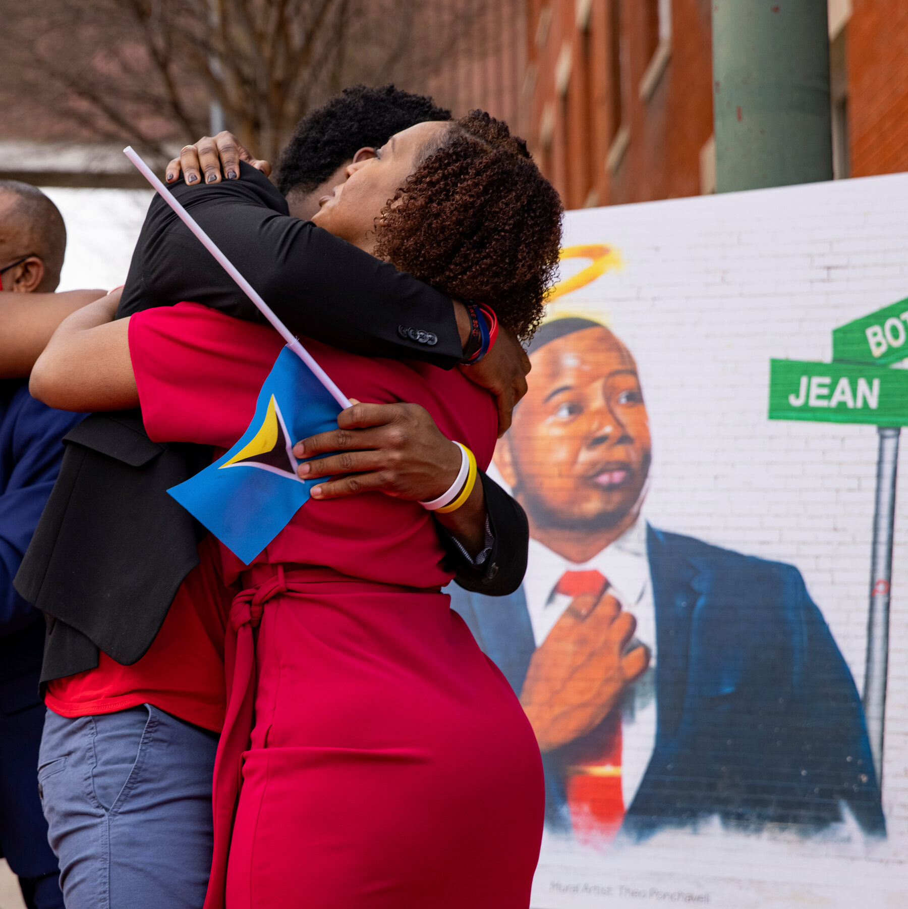  Jury Awards $98.65 Million to Family of Man Killed by Former Dallas Police Officer 