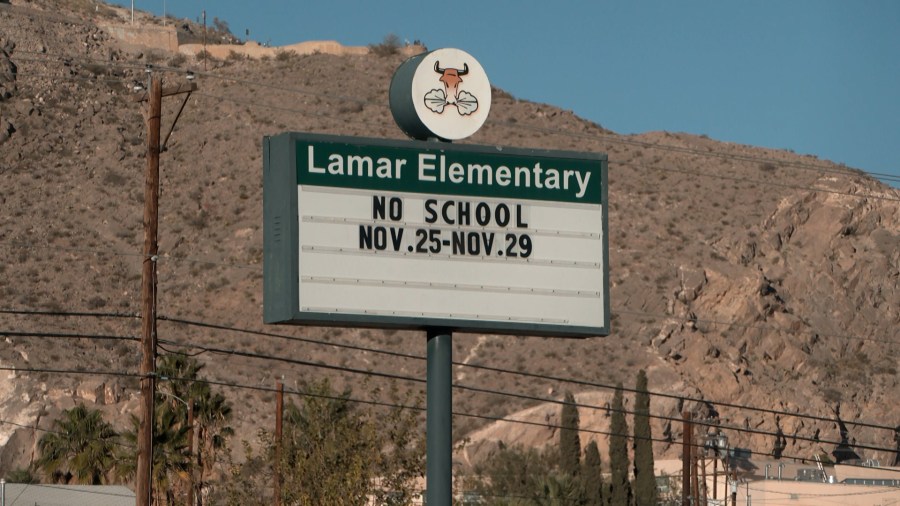   
																Parents, students from Lamar ES devastated by EPISD's decision to close down schools 
															 