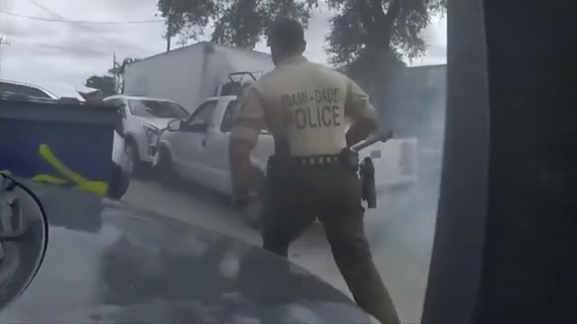  Bodycam video shows officers’ chaotic takedown of pickup truck driver seen ramming into cars in SW Miami-Dade lot 