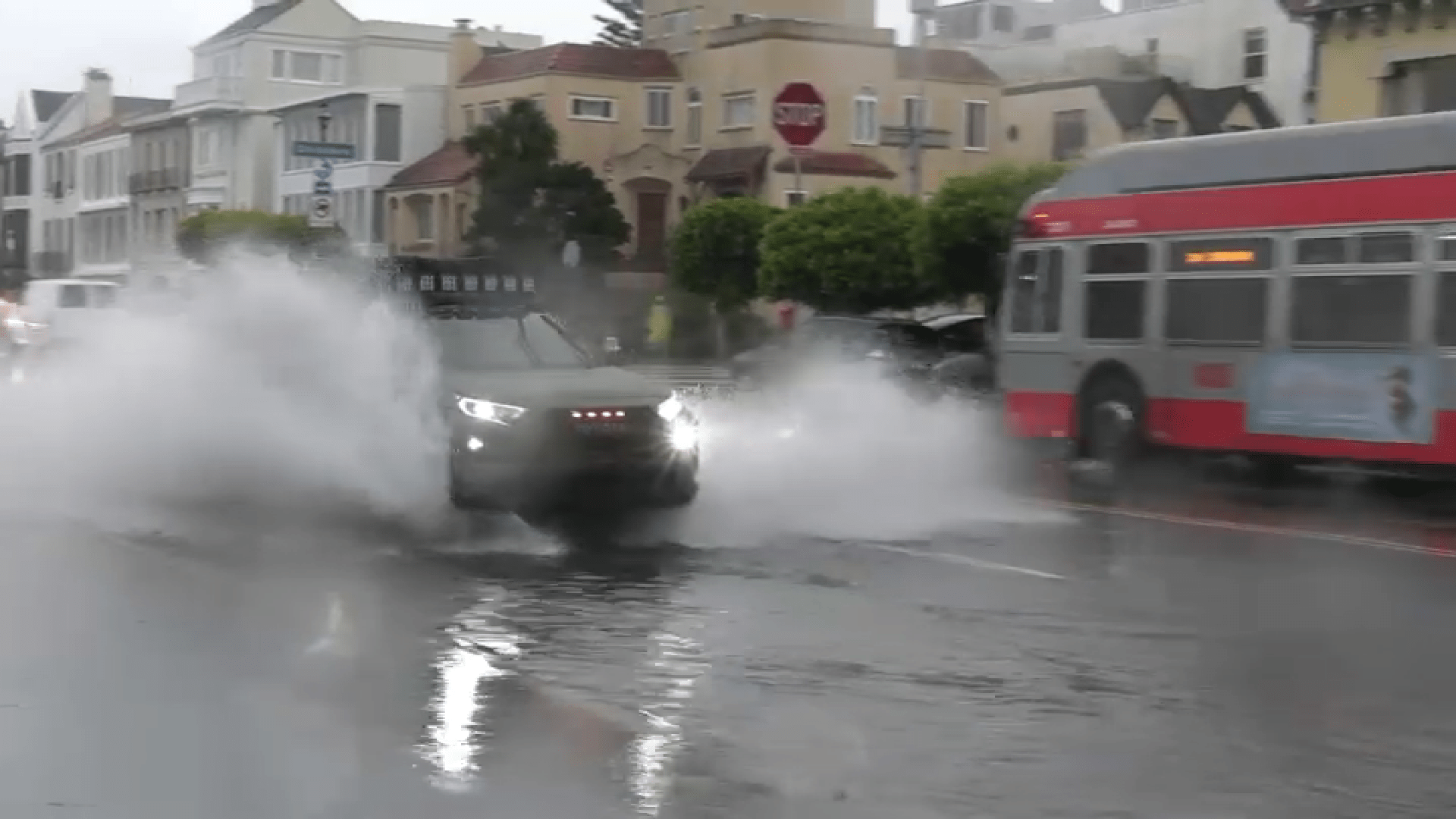  Flash flood warnings issued in parts of the Bay Area as heavy rain hammers the region 