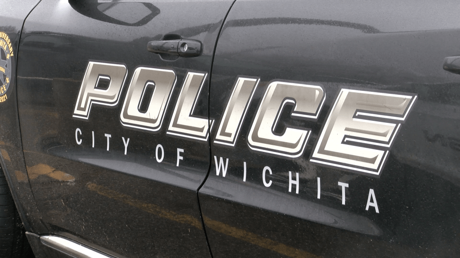  Suspect threatens employee with knife during east Wichita robbery 