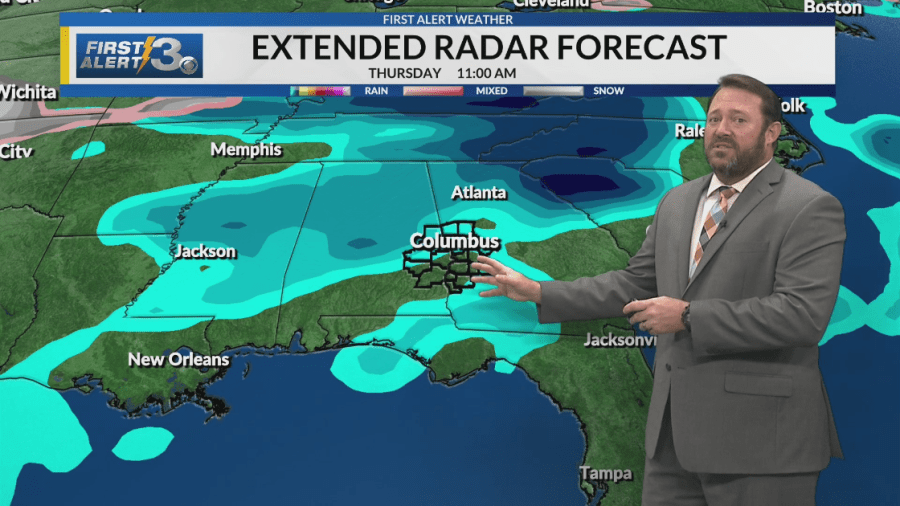  Warm Start to the Week, Thanksgiving Showers & Storms Possible! 