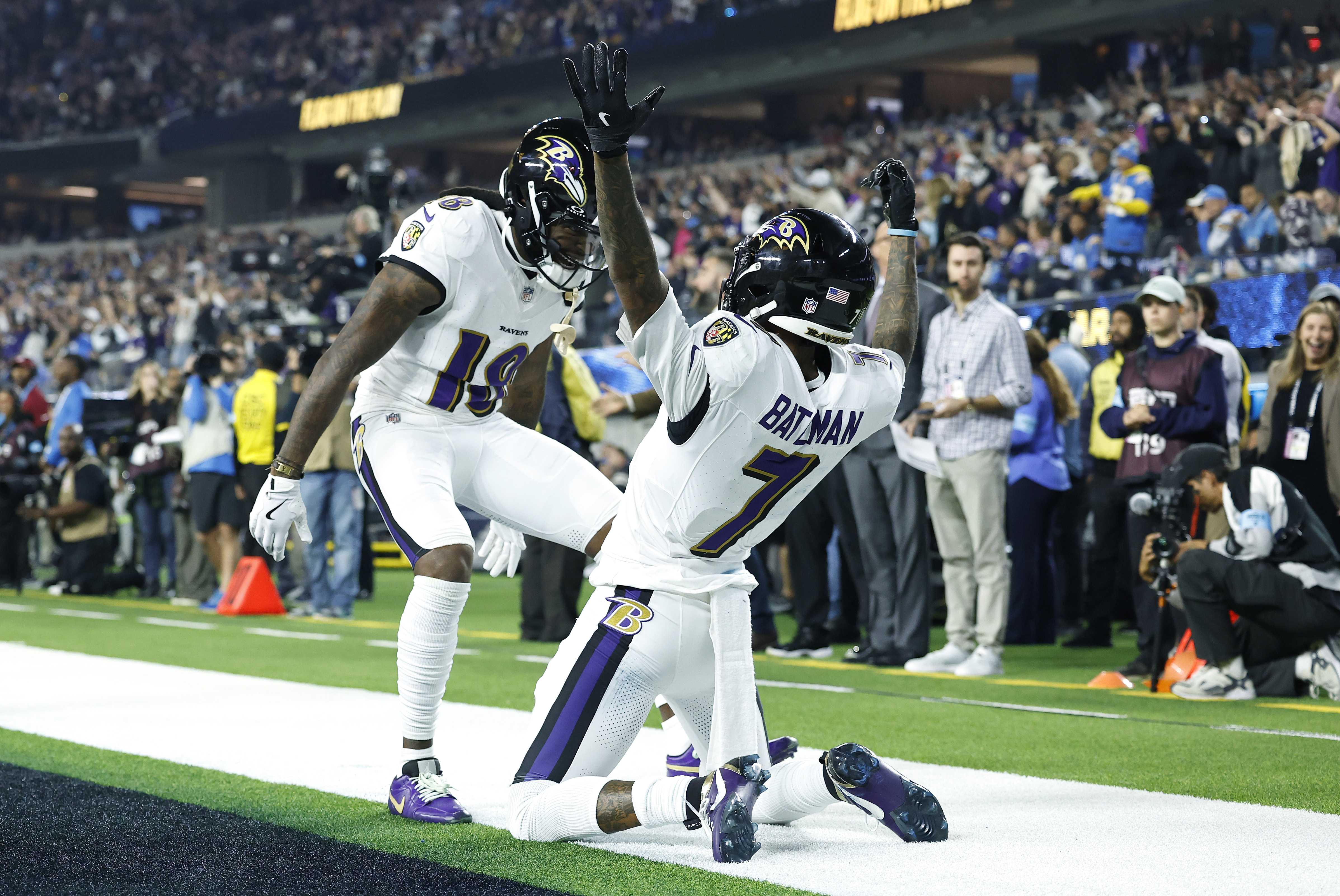  Ravens trail 10-0 before scoring on 5-straight drives to beat Chargers 