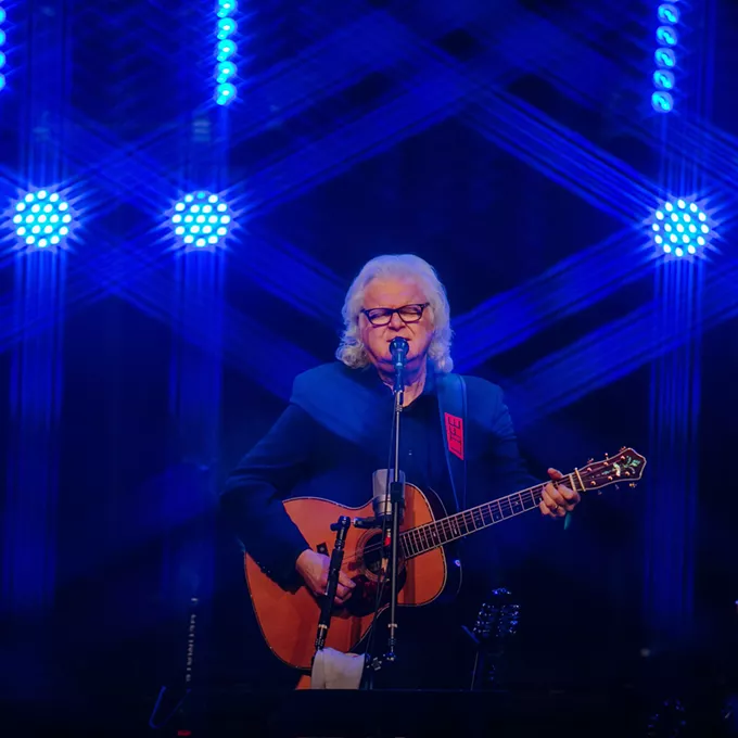  
      
        Christmas Bluegrass: Ricky Skaggs brings the ‘Thunder’ for the holidays
      
     