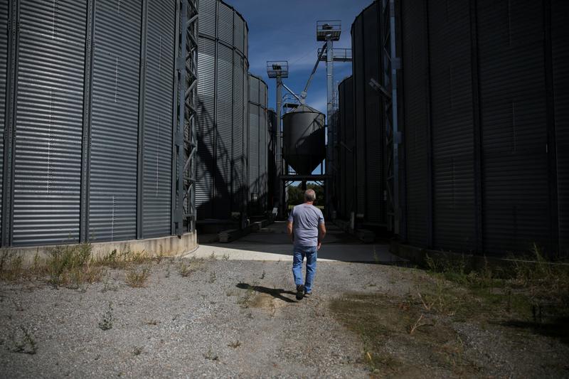  How a major U.S. farm lender left a trail of defaults, lawsuits 