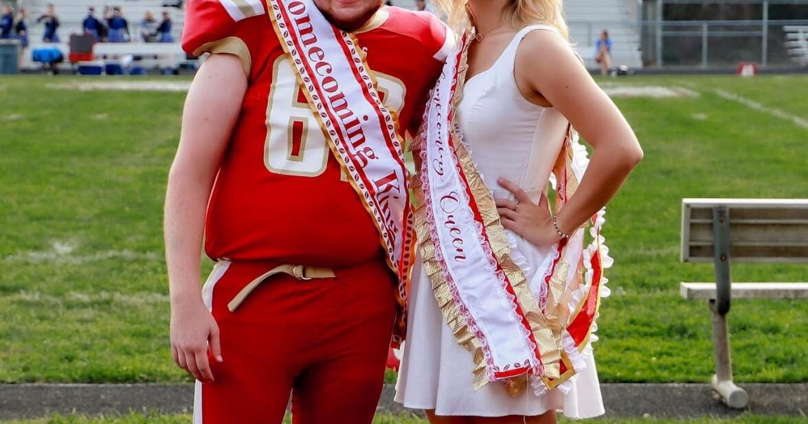  South Gallia crowns homecoming king and queen 