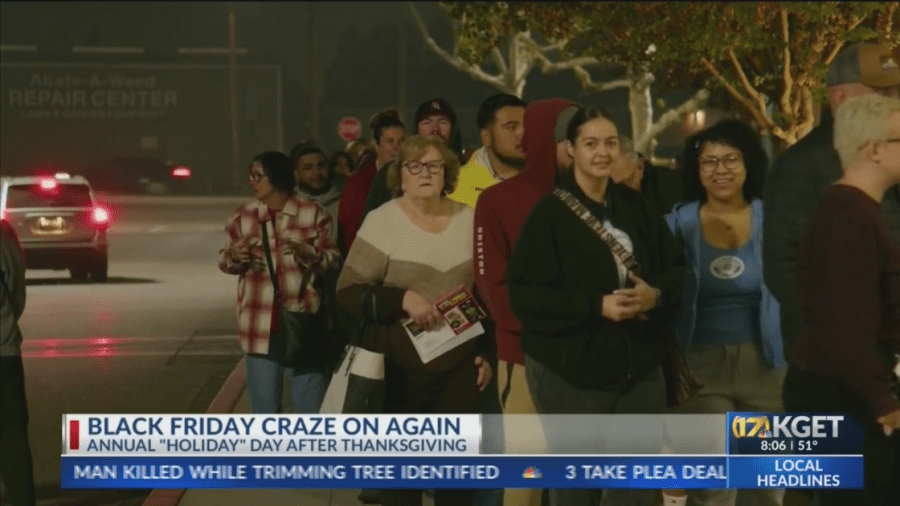  Family tradition continues for some during Black Friday shopping 