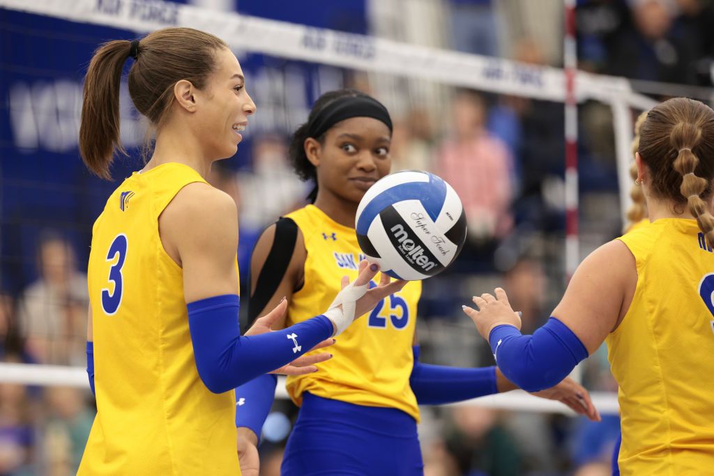  SJSU Women's Volleyball Loses in Mountain West Finals to Colorado State 