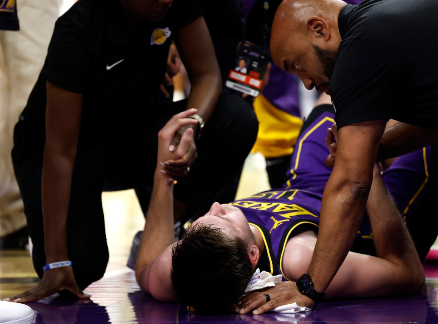  Austin Reaves, D’Angelo Russell, Cam Reddish sit out Lakers’ game against Jazz 