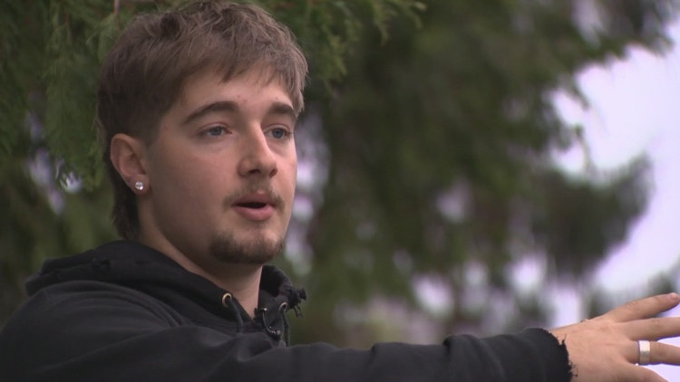  18-year-old narrowly escapes gunfire in confrontation with driver of stolen car in Ballard 