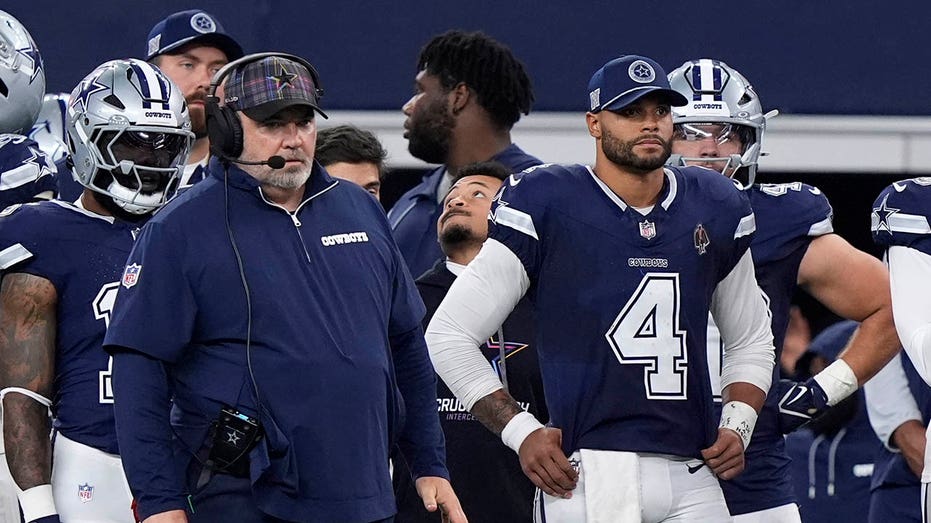  Dak Prescott wants Mike McCarthy to remain Cowboys head coach: 'Wholeheartedly believe in him' 