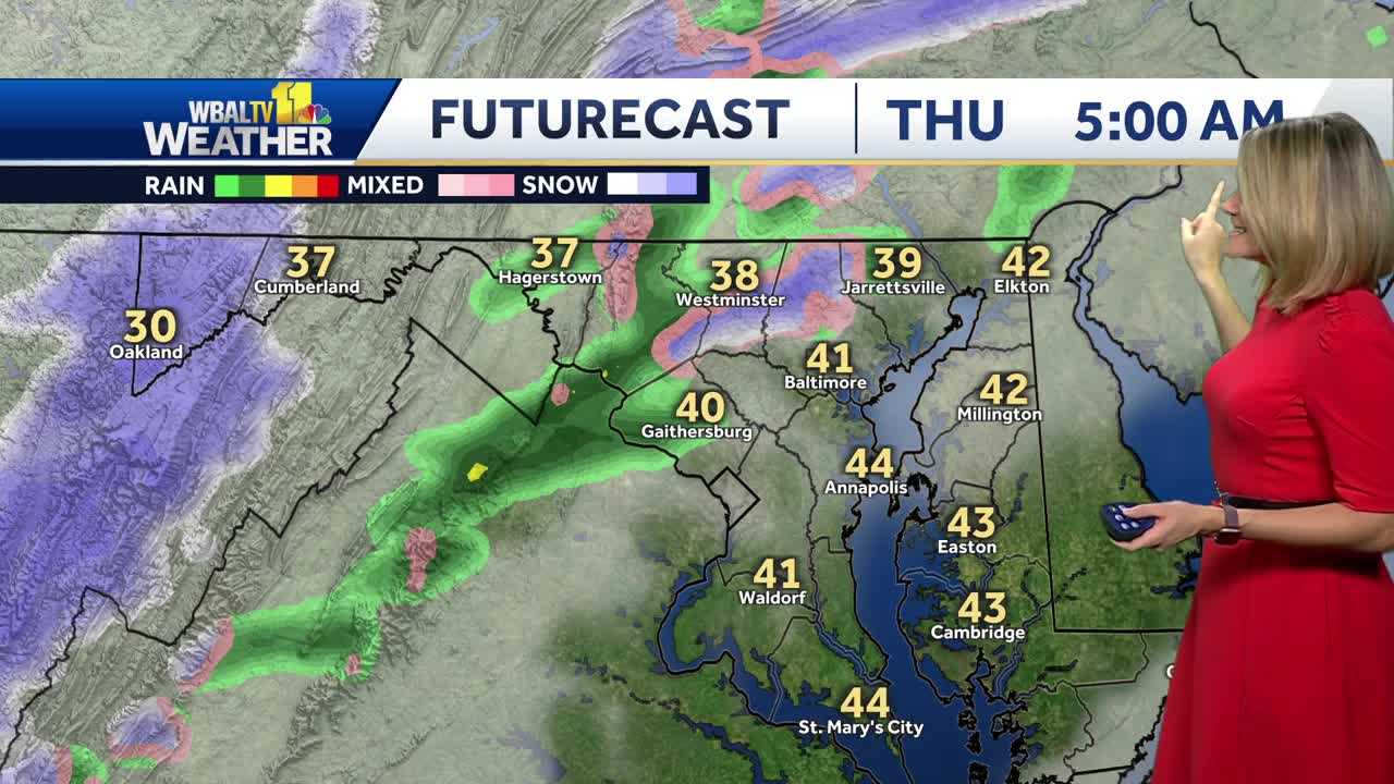   
																Frigid temps and sunny skies continue with snow/rain expected Thursday 
															 