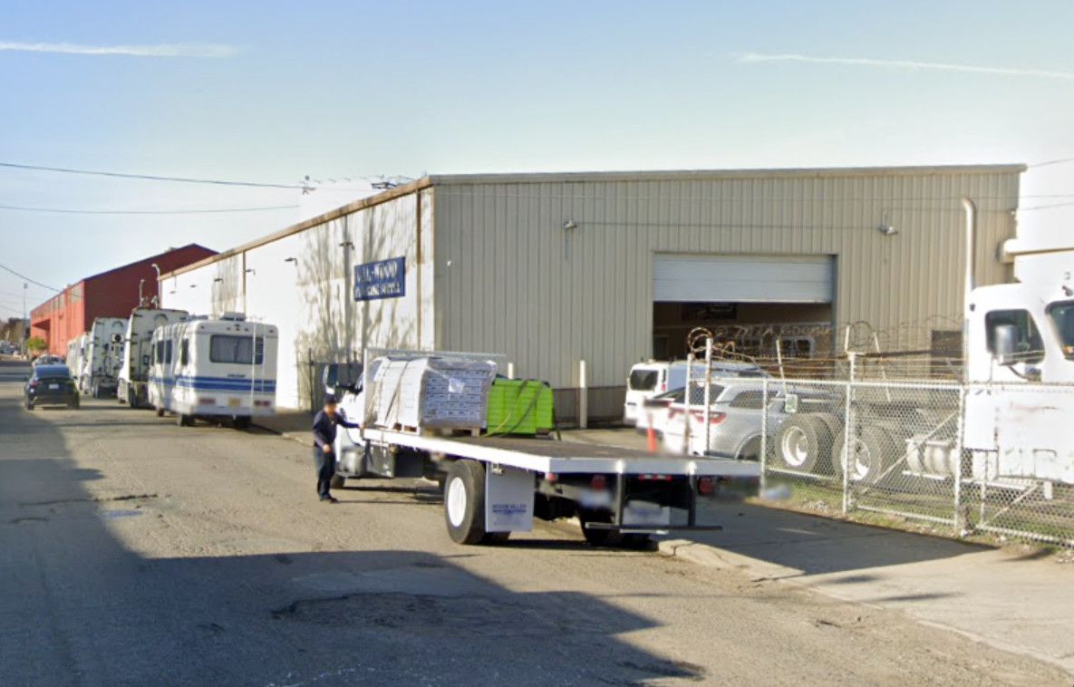  Police Find Dead Body Wrapped in Plastic Bag in West Oakland 