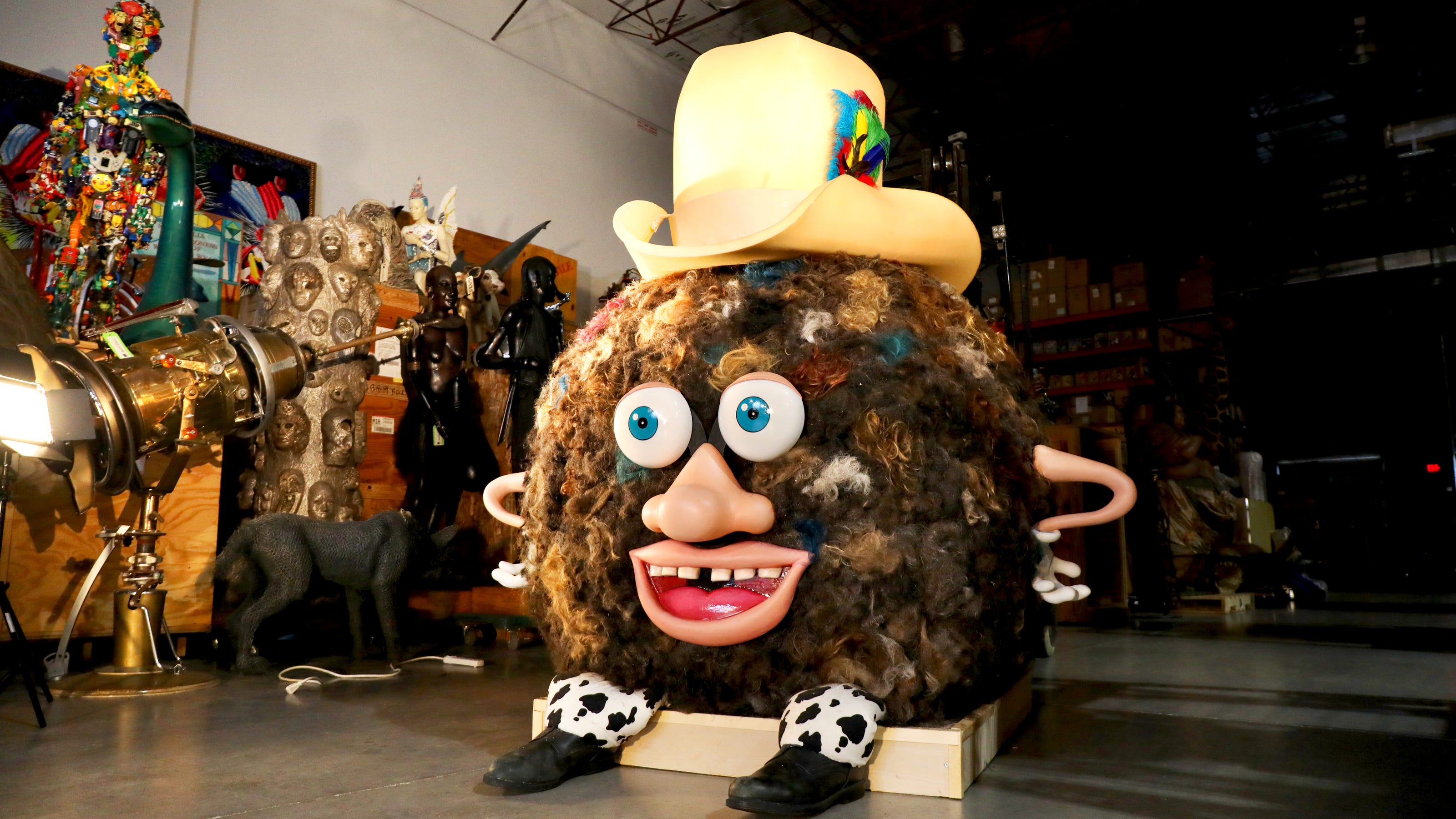   
																Hoss the Ohio human hairball is now officially the world's largest ball of hair 
															 