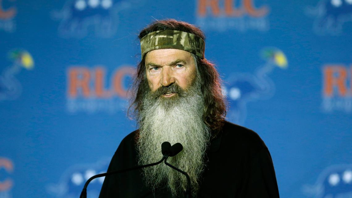  'Duck Dynasty' star Phil Robertson diagnosed with Alzheimer's disease 