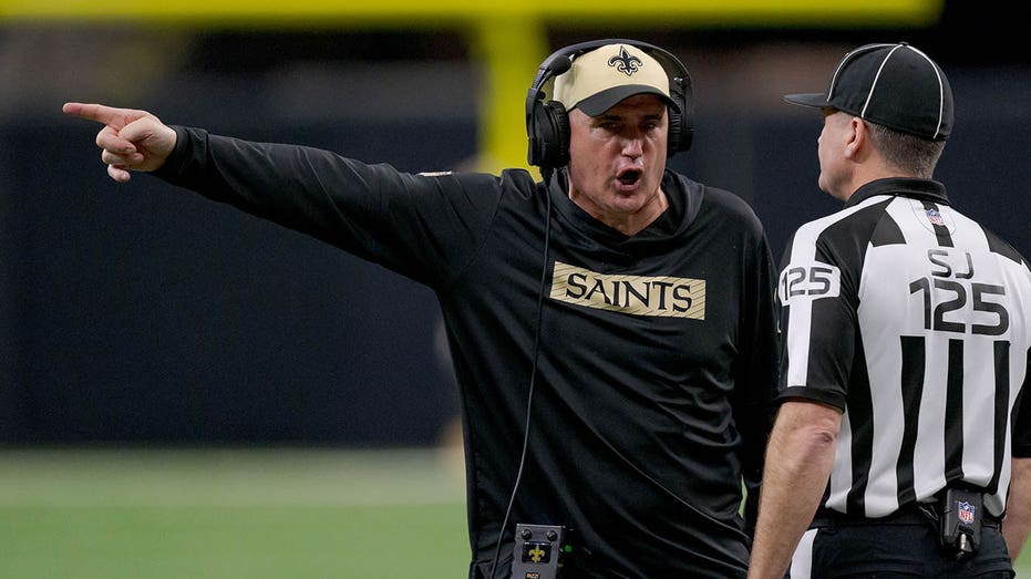  Saints coach Darren Rizzi unleashes wrath on punter after play vs Giants 