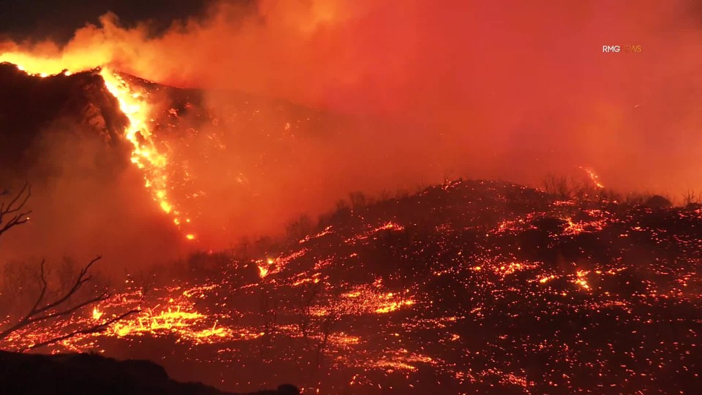  Franklin fire in Malibu Canyon swells to 1,800 acres, damaging homes, prompting evacuations 