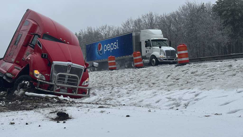  Bomb cyclone threat looms over New England 