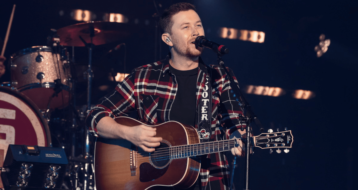  Scotty McCreery’s ‘Five More Minutes’ Inspires Second Hallmark Christmas Movie 