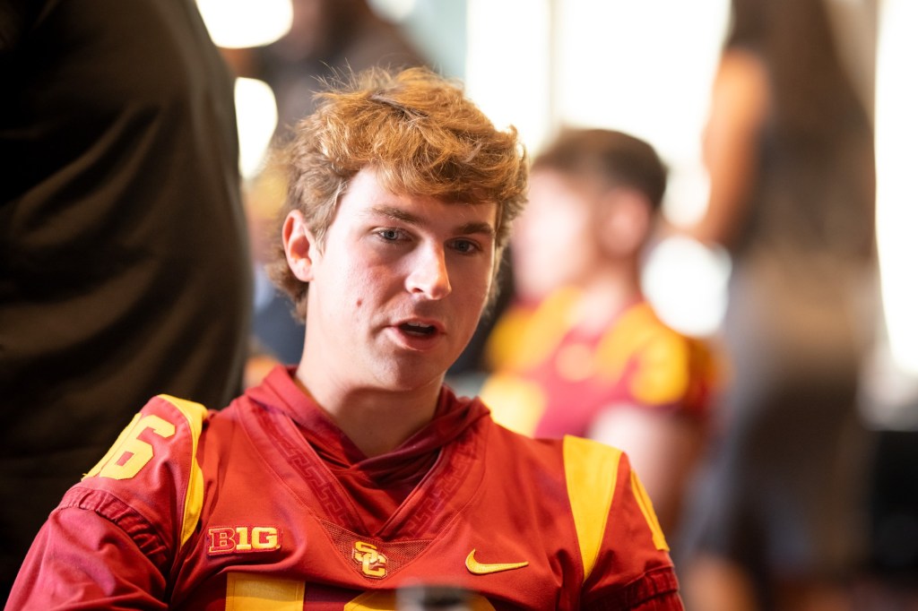  USC punter Eddie Czaplicki wins program’s first Ray Guy Award 