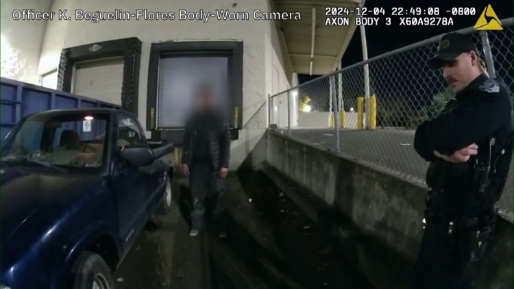  Vancouver police release bodycam video of officer shooting suspect outside Safeway 